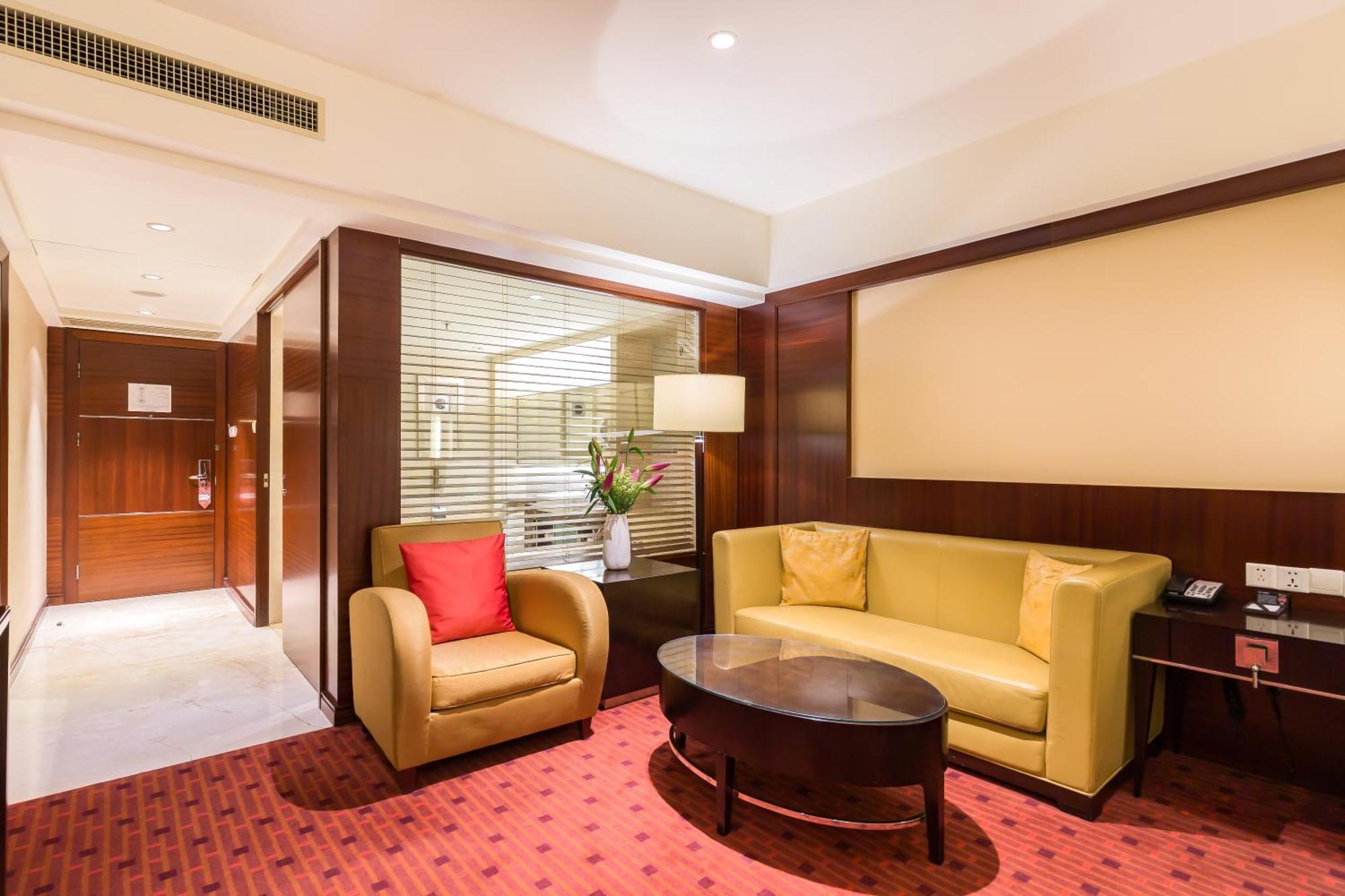 Pudi Hotel